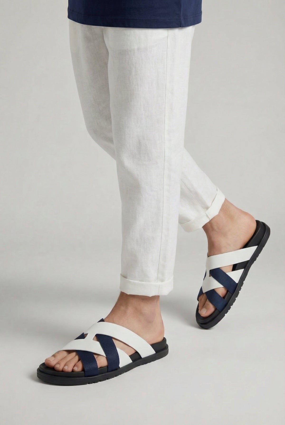 Sandalo in pelle Amalfi bianco e blu navy
