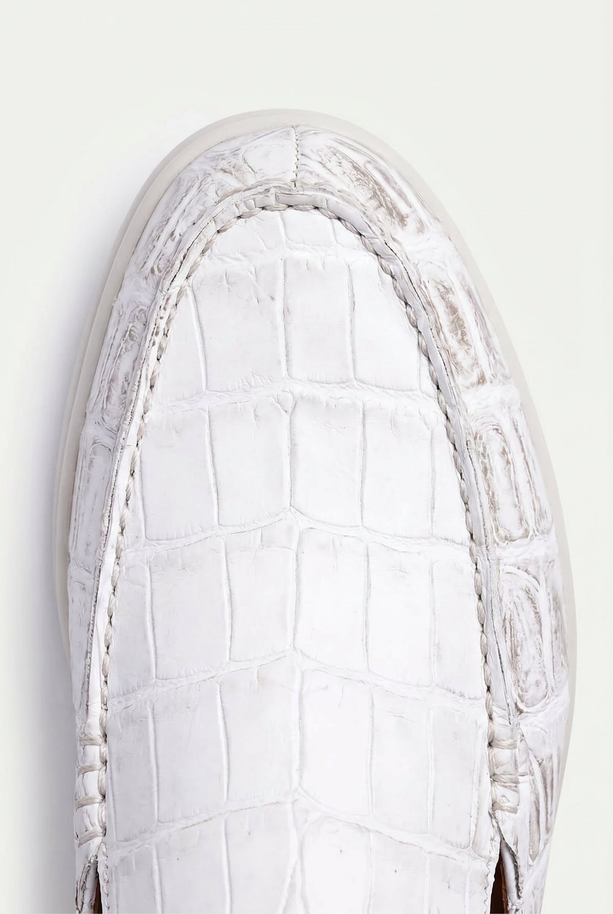 White Crocodile Yacht Mule