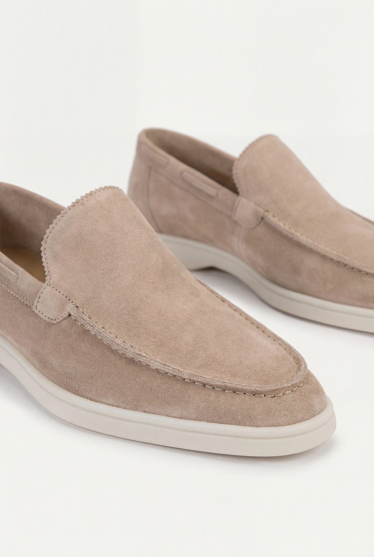 Mocasines Amalfi clásicos de ante beige