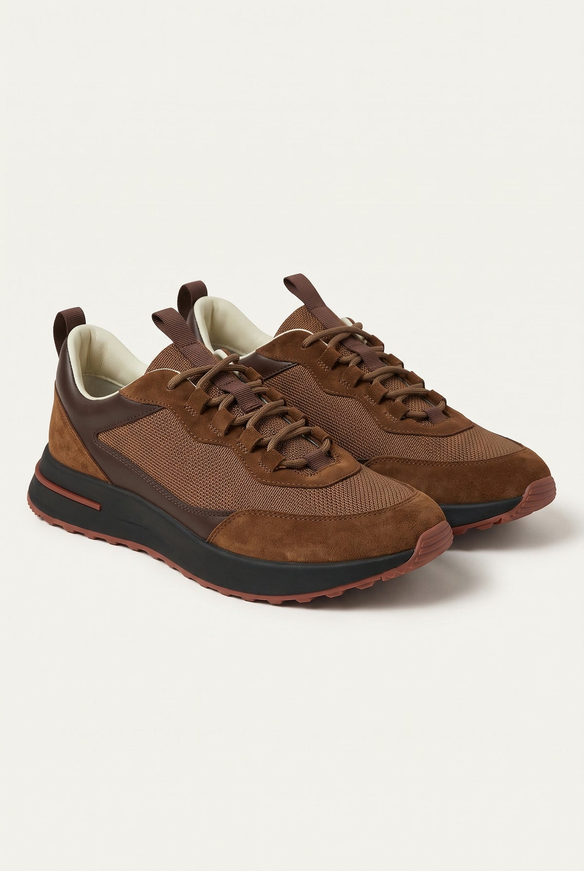 Brown Como Trainer