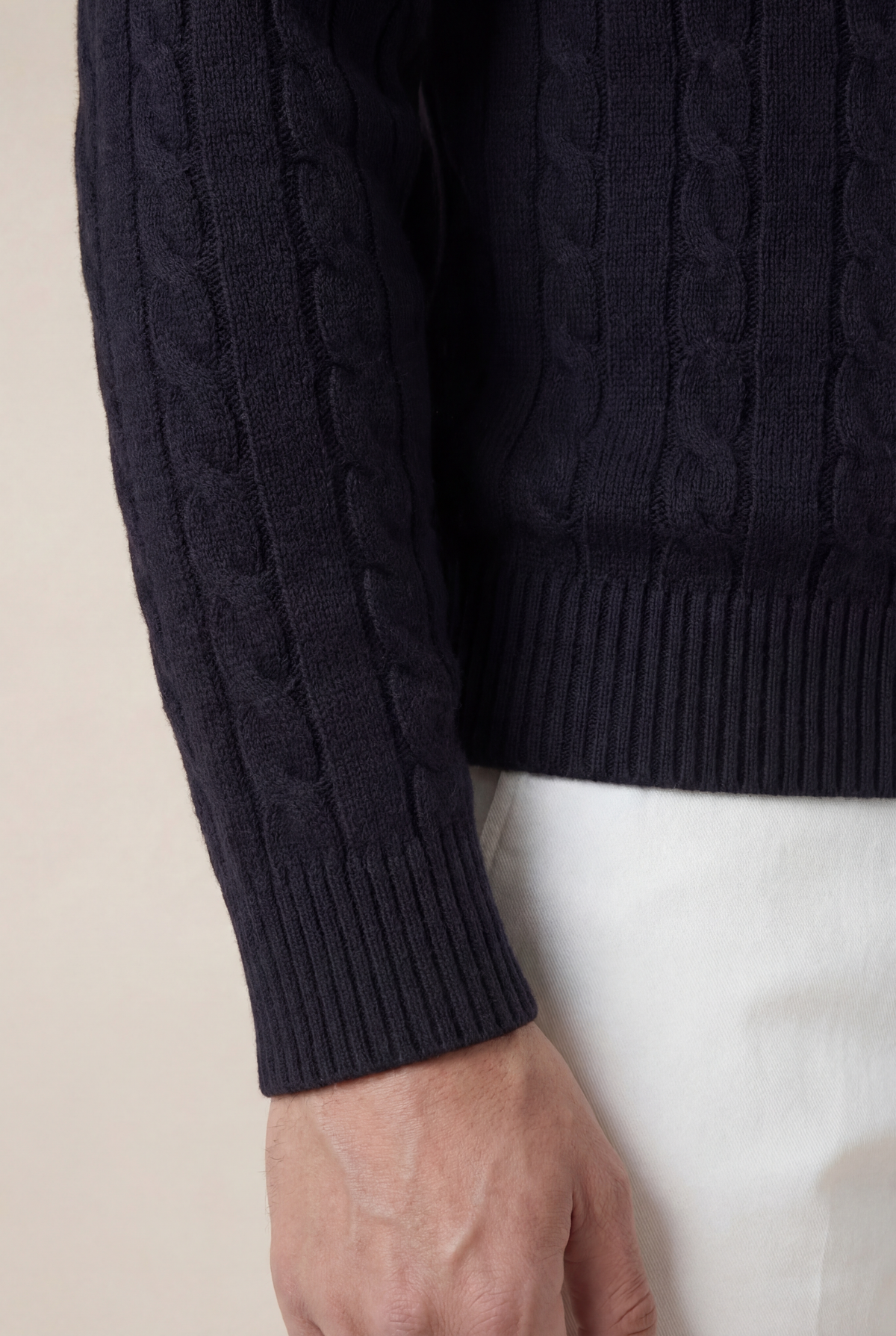 Como-Kaschmirpullover mit Viertelreißverschluss Schwarz