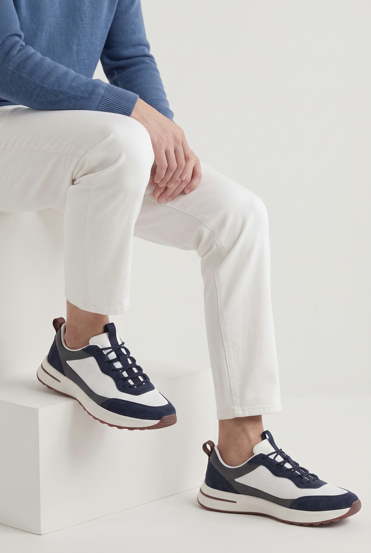 Navy White Como Trainer
