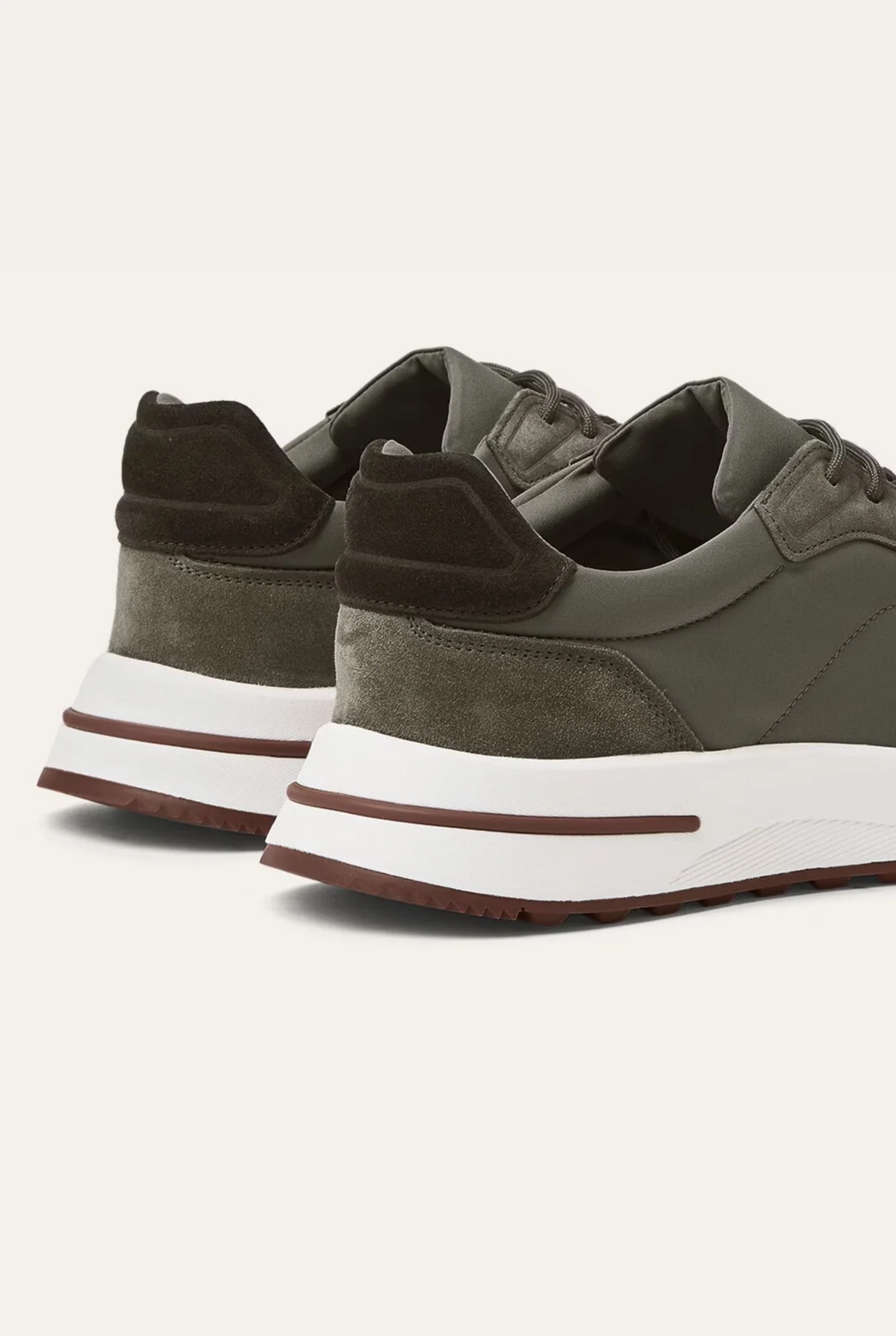 Olive Sorrento Trainer
