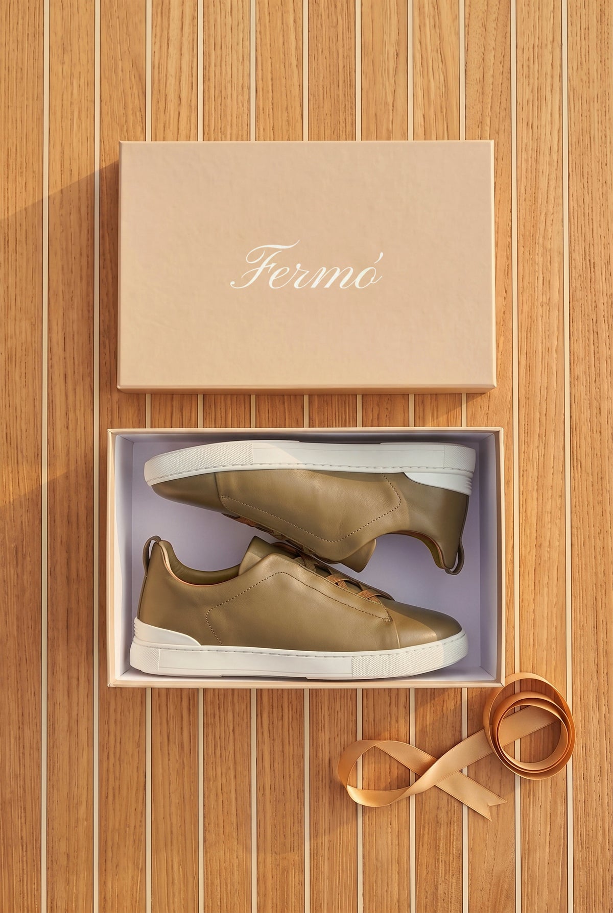 Tobacco Positano Trainer