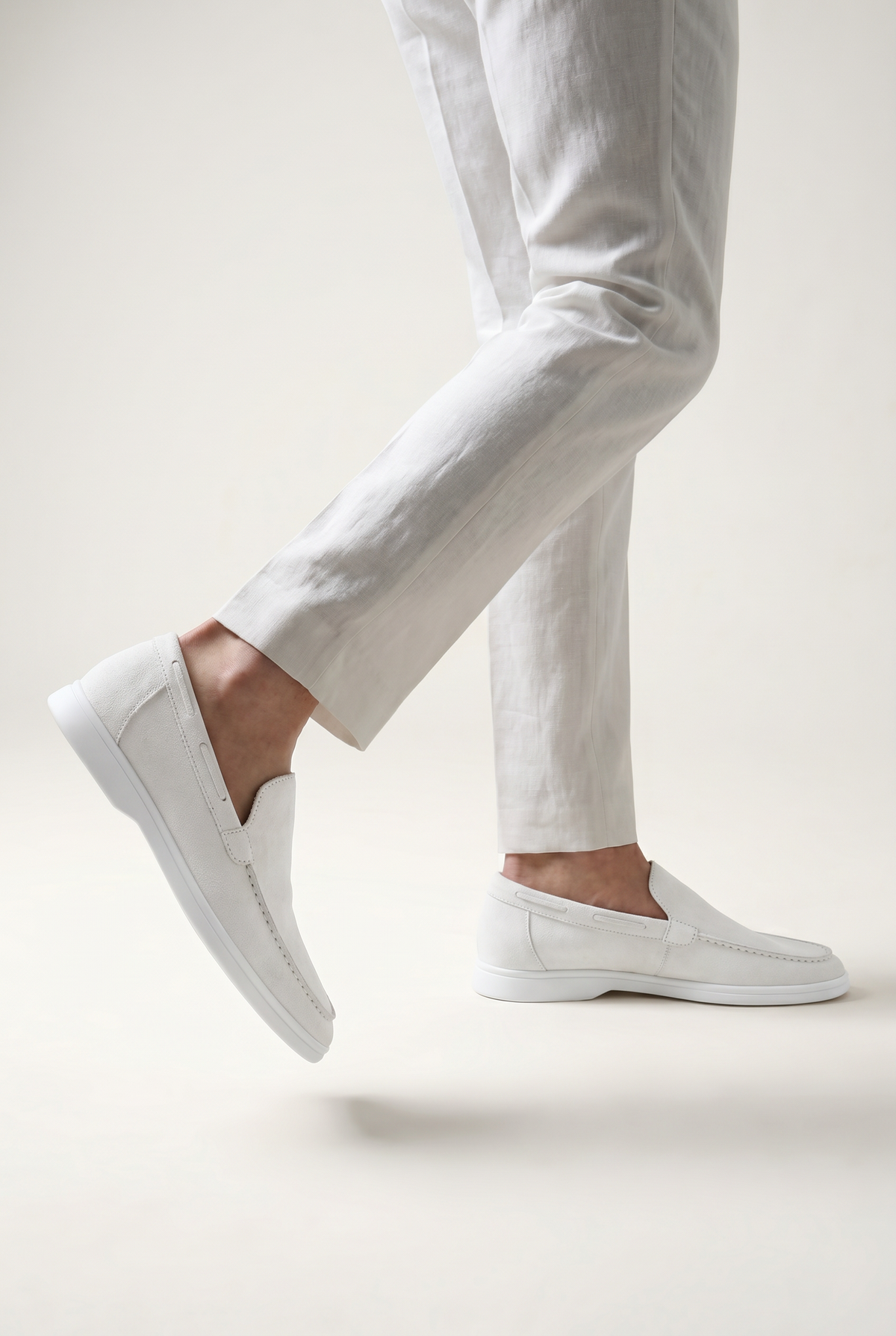 Mocasín clásico Amalfi de ante, blanco