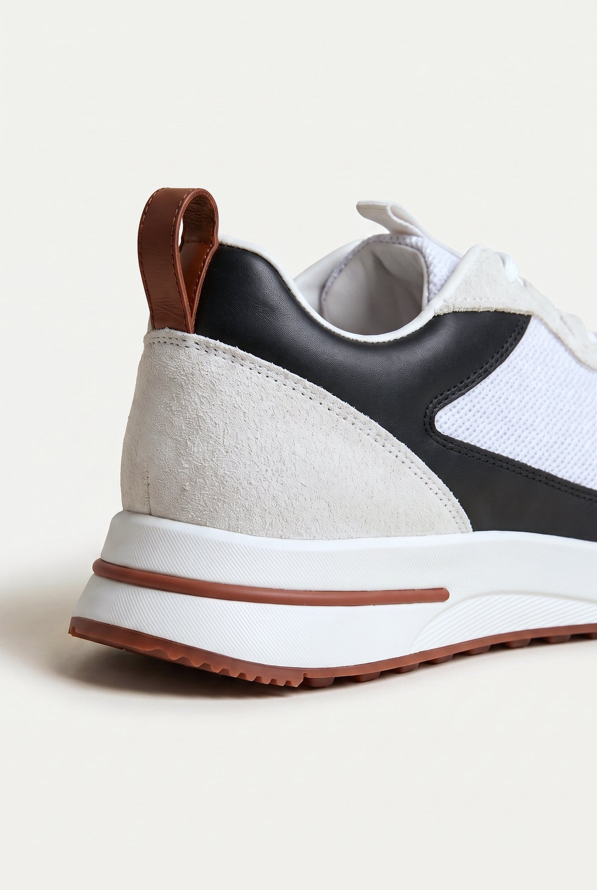 White Black Como Trainer