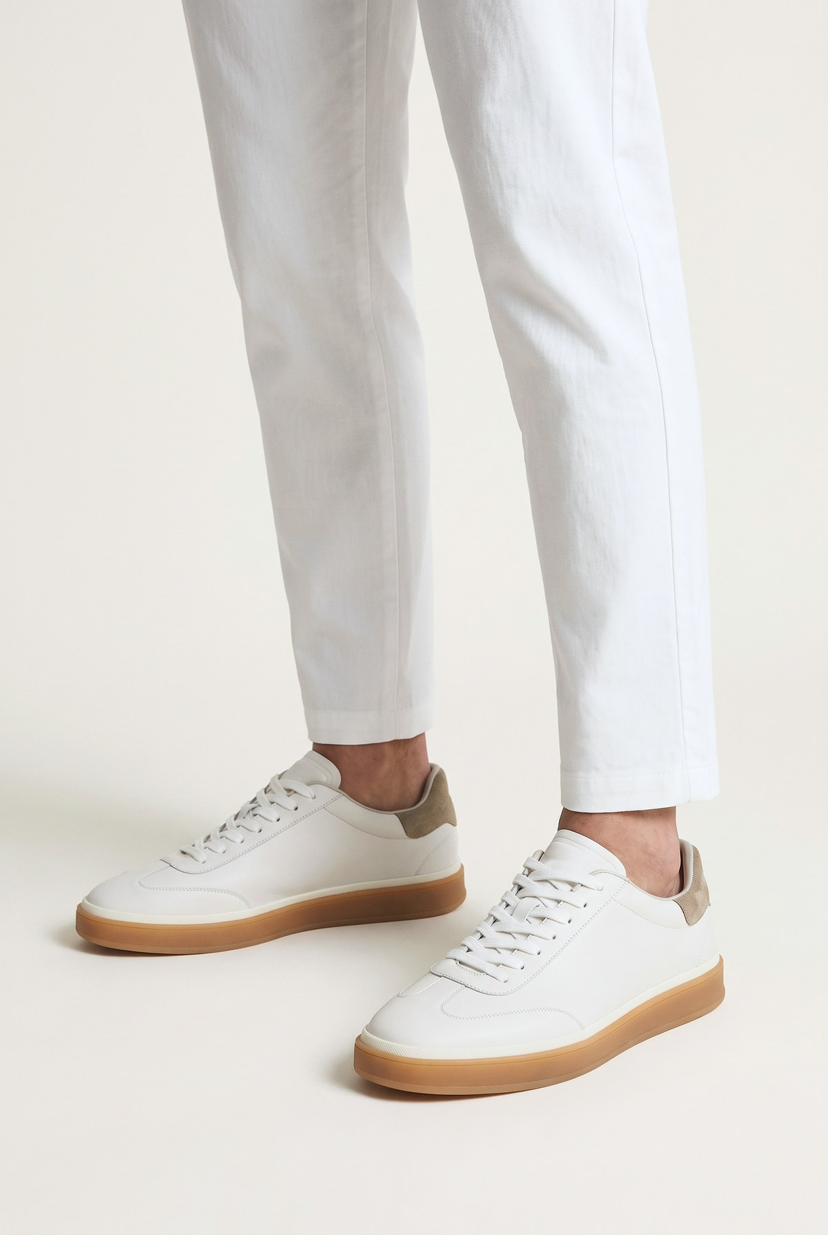 White Leather Bogota Trainer