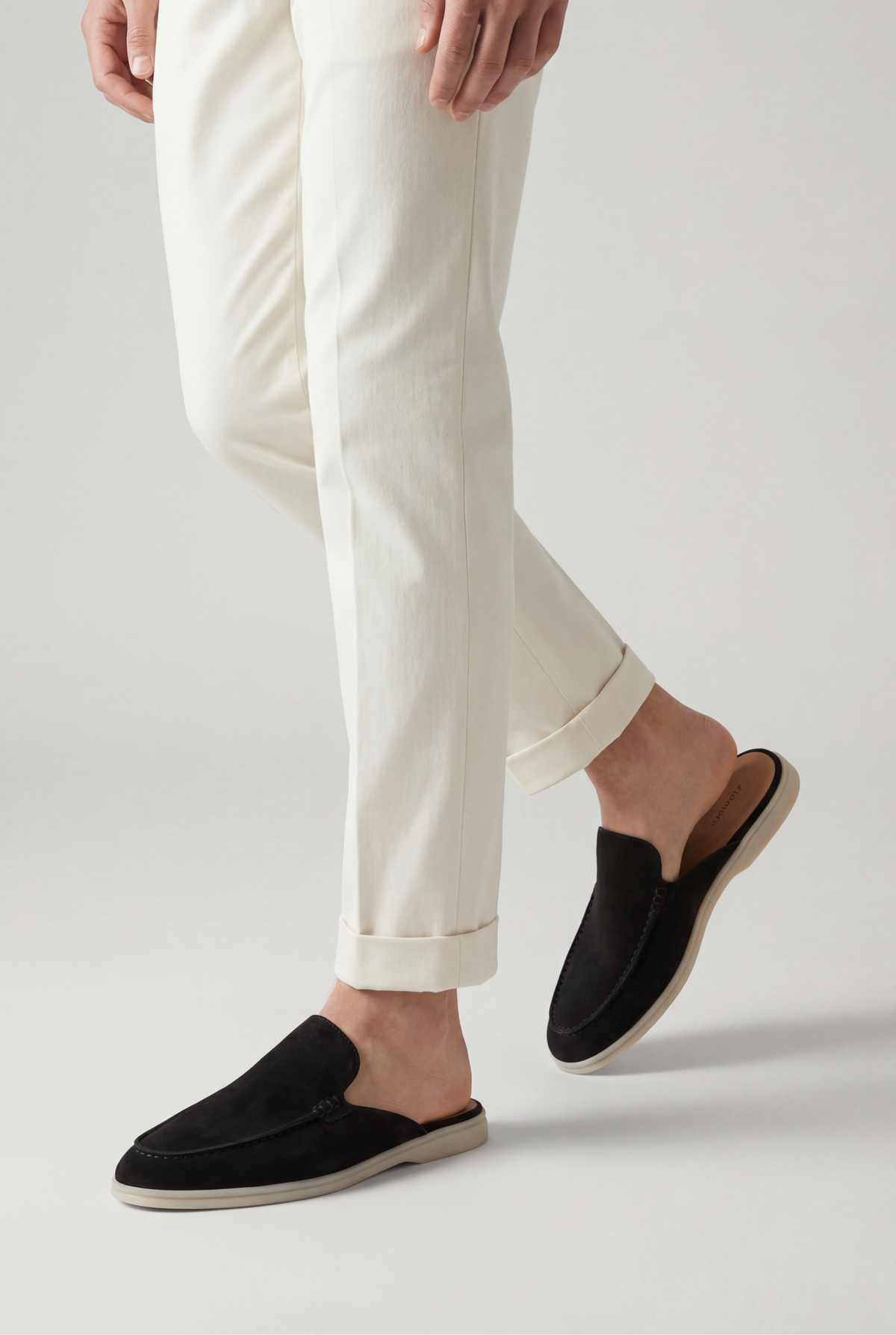 Black Yacht Mule