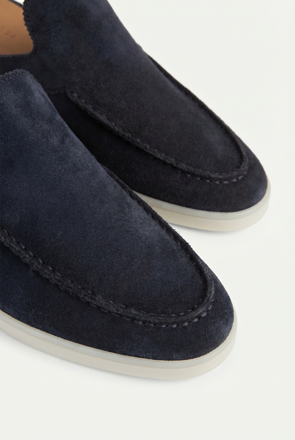 Navy Yacht Mule V2