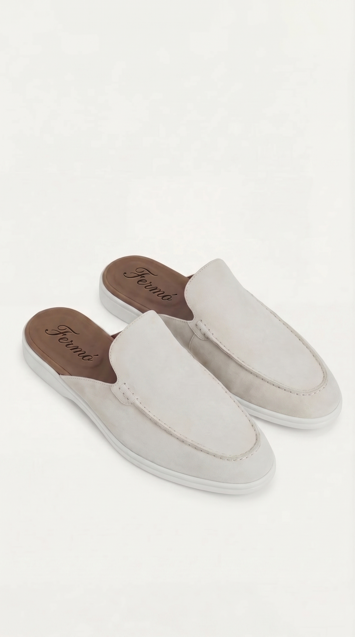 White Yacht Mule
