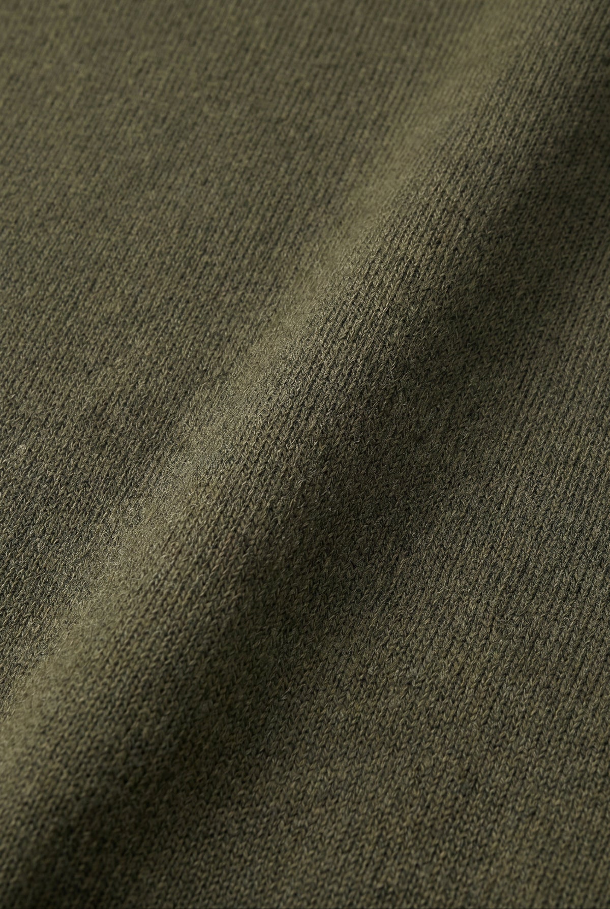Merino trui met kwartrits olijfgroen