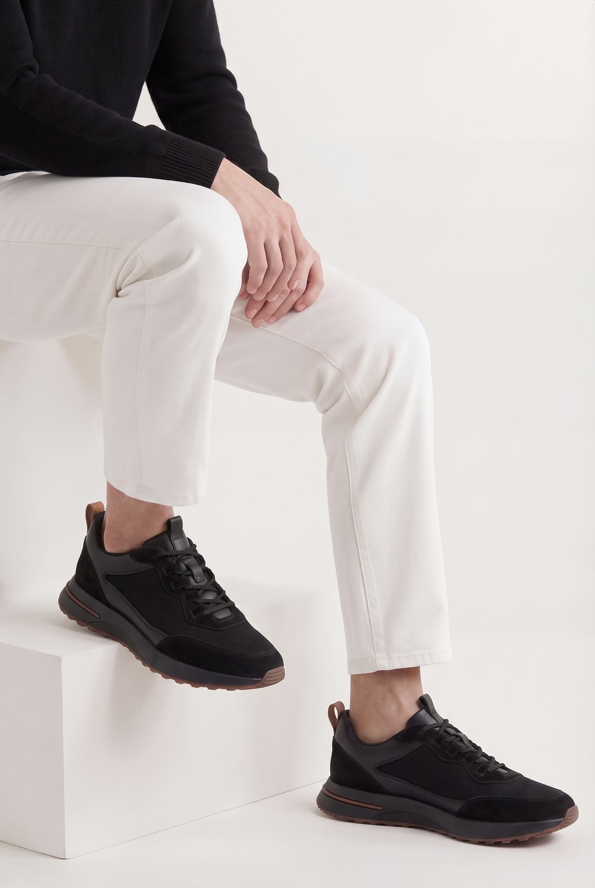 Black Como Trainer