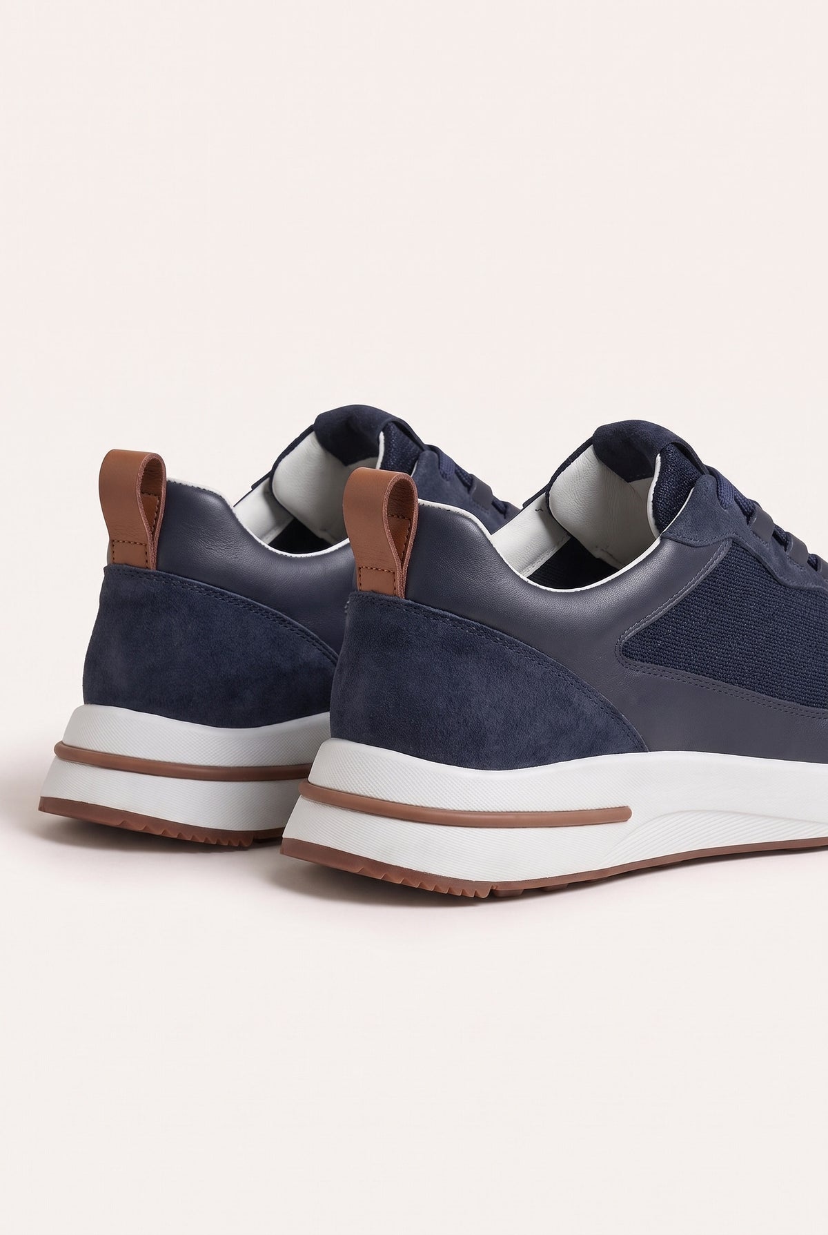 Navy Como Trainer