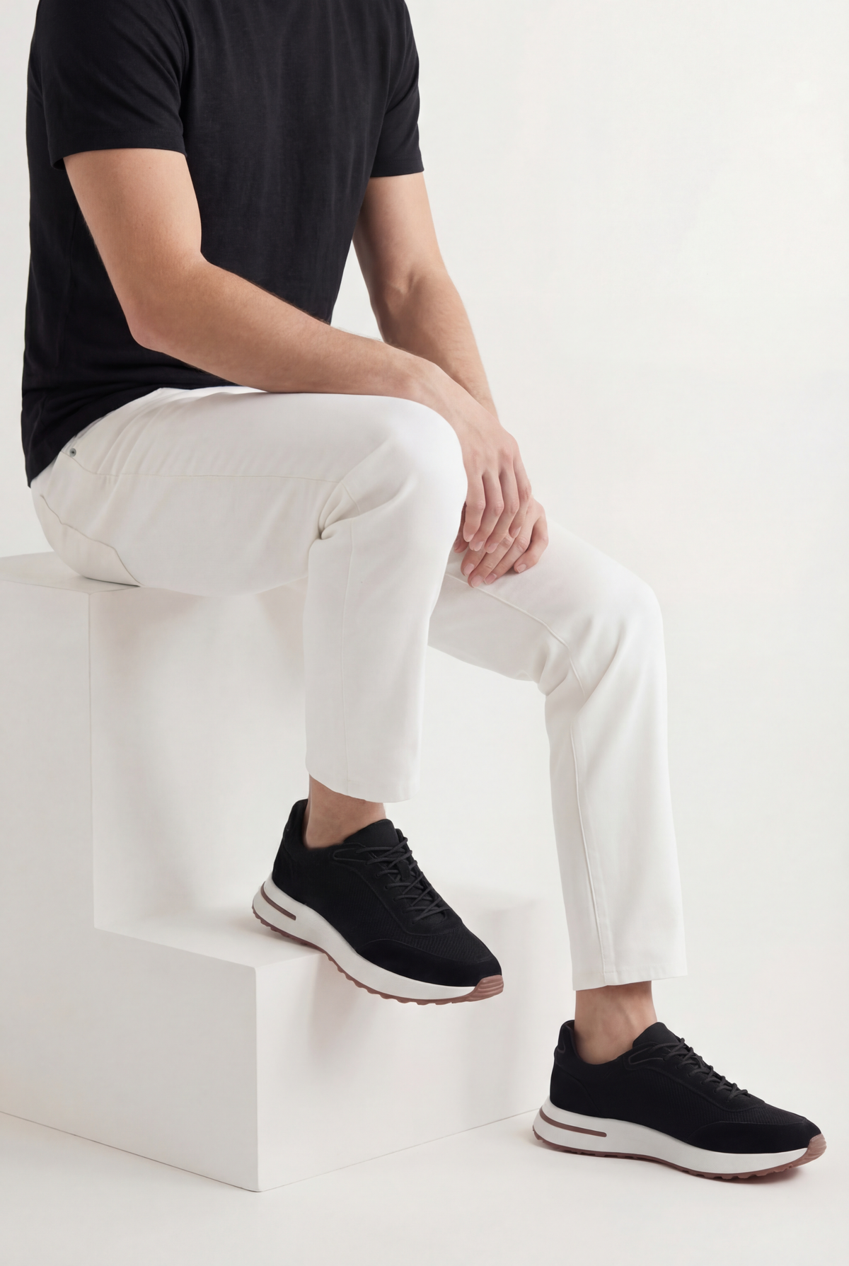 Black Stresa Trainer