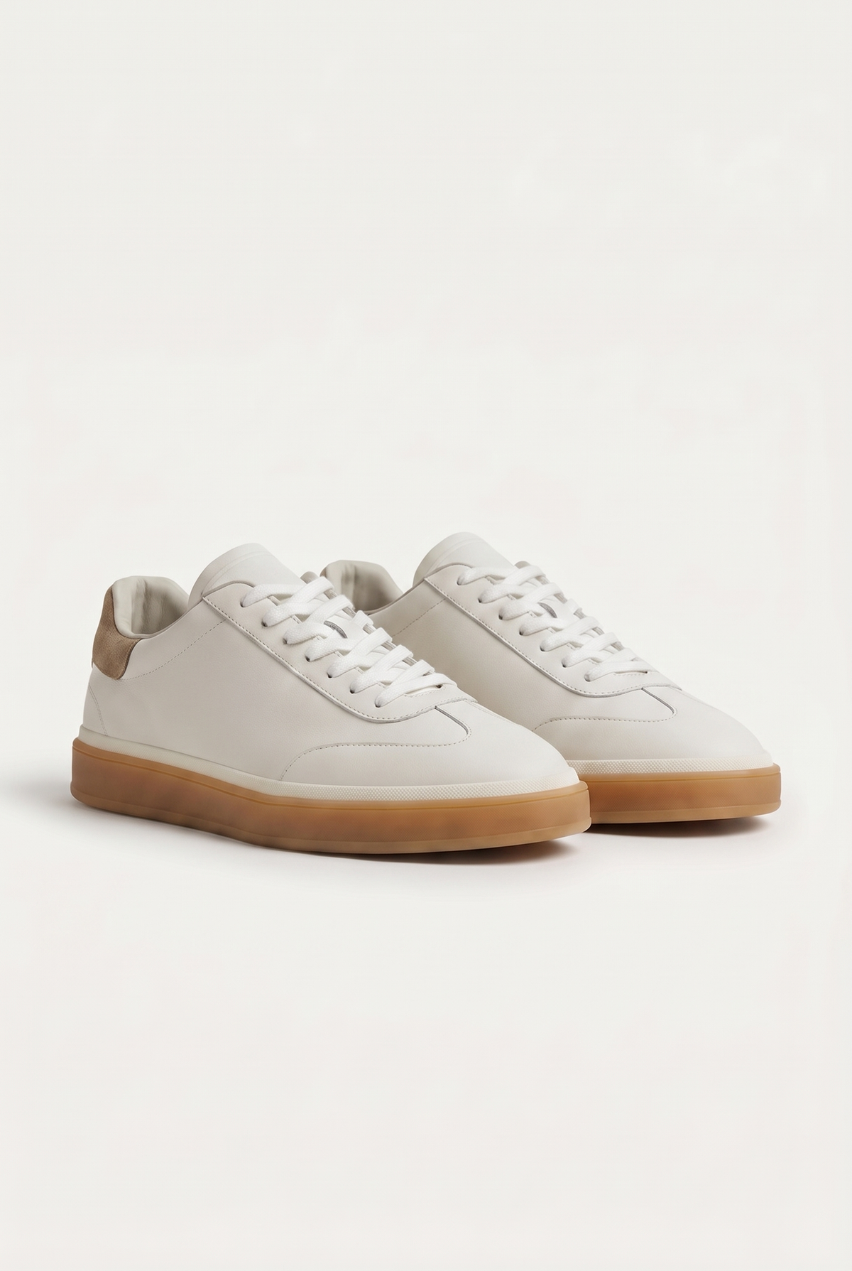 White Leather Bogota Trainer