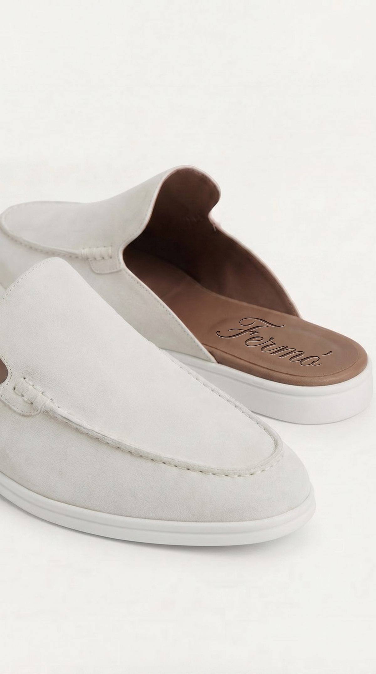 White Yacht Mule
